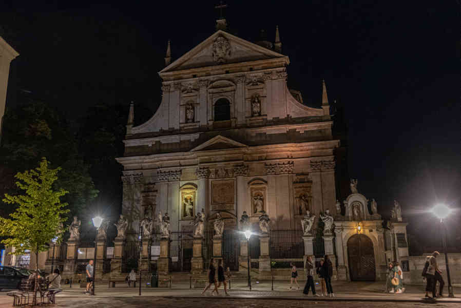 Polonia - Cracovia 132 - iglesia de los Santos Pedro y Pablo.jpg